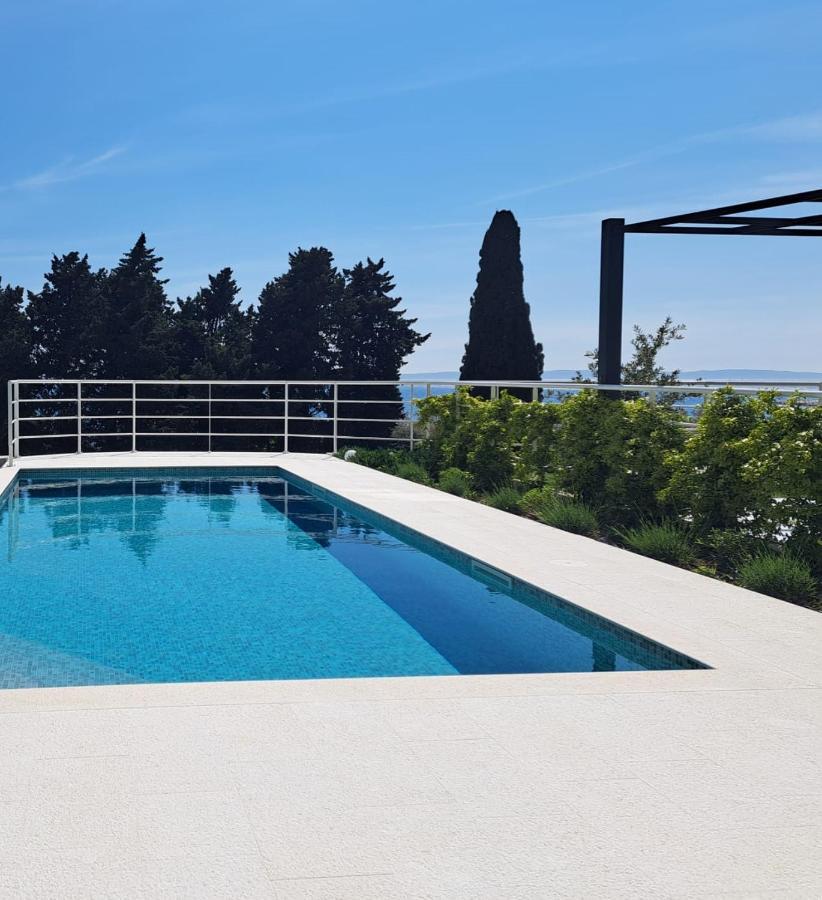 Apartment With Private Pool 스플리트 외부 사진