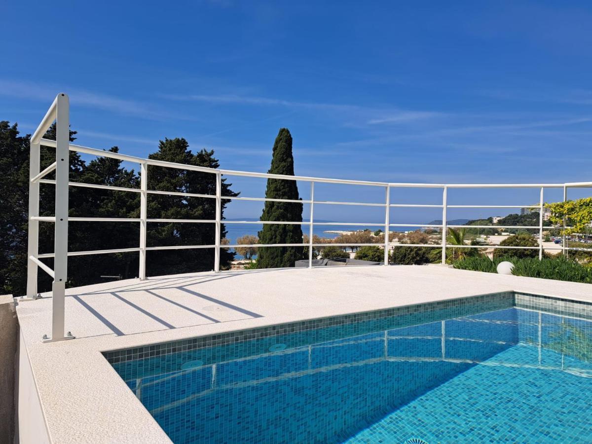 Apartment With Private Pool 스플리트 외부 사진